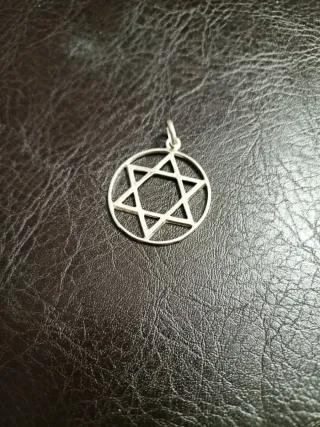 Colgante Estrella de David Plata Ley