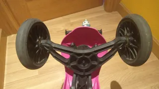 Patinete 3 ruedas rosa y amarillo