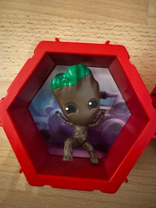 Figuras Marvel Groot y Hulk