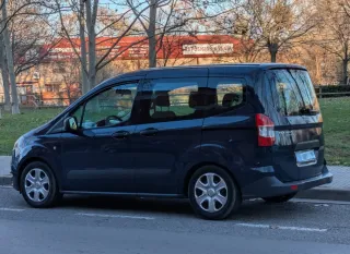 Ford Tourneo Courier 2015