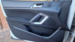 Peugeot 308 2018 IVA DEDUCIBLE.