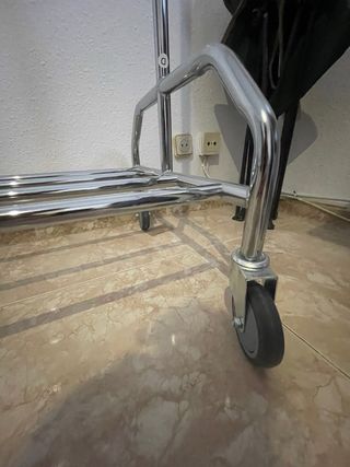 Burra metálica con freno