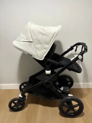 Bugaboo Fox 3 + cubre capazo y saco