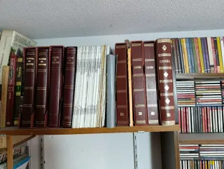 Álbumes de sellos de España