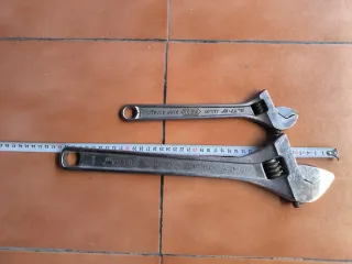 2 Llaves Inglesas Irega 10 y 15