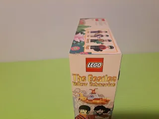 LEGO IDEAS 21306 - THE BEATLES - SIN MINIFIGURAS.