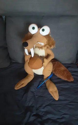 Peluche  ICE AGE 3 y 4 €