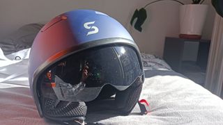 Casco Jet Azul con Visera