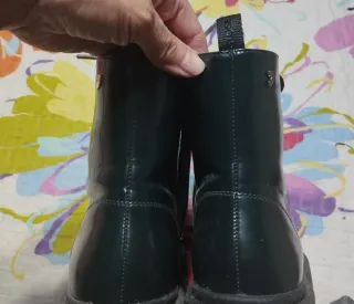 Botas Charol Verde Gioseppo