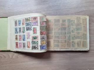 Álbum Sellos Colonias Francesas Antiguas. Años 40