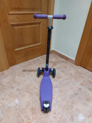 Patinete infantil morado 3 ruedas