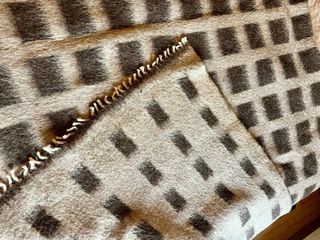 Manta de lana castellana hecha a mano