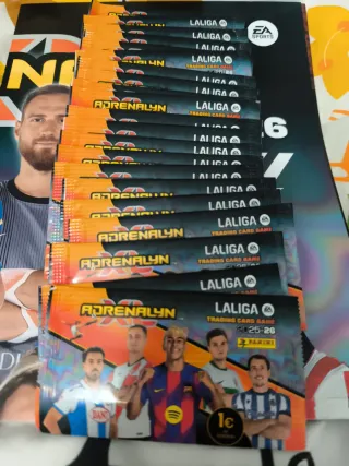 Pack 20 Sobres Adrenalyn XL LaLiga 2025-26