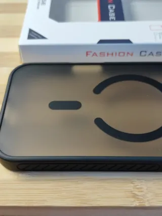 Cover Magsafe opaca per IPhone 17 pro Max - 17 pro