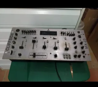 Mesa de mezclas profesional CLIFFSIDE MX-23