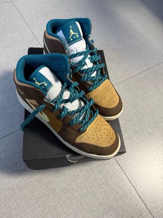 Nike Air Jordan 1 Marrón y verde AIR JORDAN 1 MID