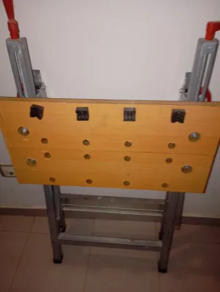 Mesa de trabajo plegable
