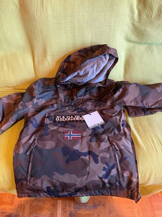 Chaqueta Napapijri Rainforest Militar camuflaje