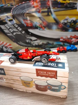 Scalextric/Carrera Go Ferrari F10 1:43