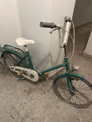 Bicicleta vintage verde plegable