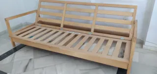 Sofá Cama 4 Plazas Madera. IKEA Lillberg
