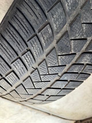 4 Neumáticos de invierno  275/45/21