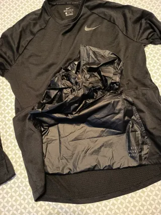 Camiseta Nike Dri-Fit Chubasquero Talla XL