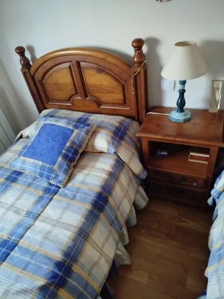 Armario de madera rústico