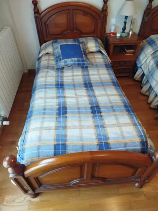 Armario de madera rústico