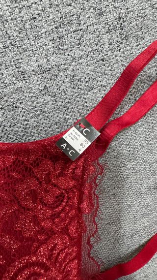 Sujetador INEXTENSO encaje rojo 95C
