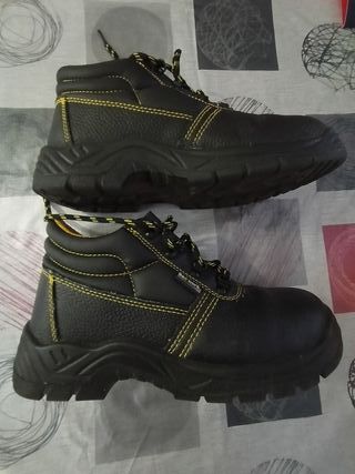 Calzado de seguridad Be9 work.