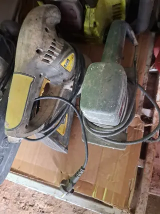 Lijadora Virutex M75 y dos lijadoras más