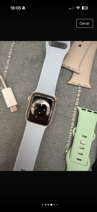 Apple Watch Series 8 con cinturini