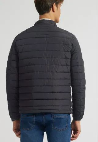 Cazadora acolchada Álvaro Moreno azul marino