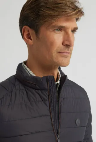 Cazadora acolchada Álvaro Moreno azul marino