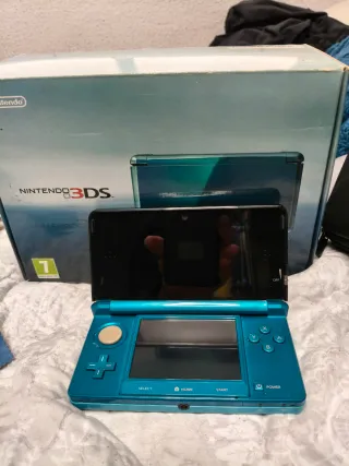 Nintendo 3DS Aqua Blue + Caja