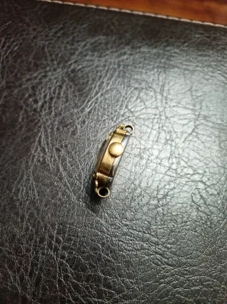 Reloj Duward chapado oro vintage flores