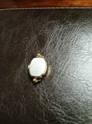 Reloj Duward chapado oro vintage flores