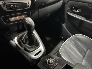 Renault Scenic Automática 2.0 140cv Gasolina