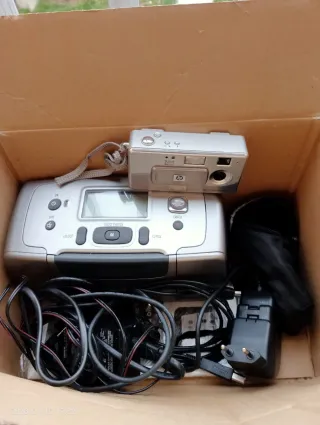 Cámara HP y Mini Impresora Portátil