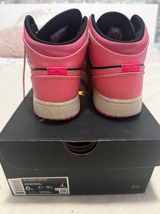 Nike Jordan 1 Zapatillas. Edition especial.