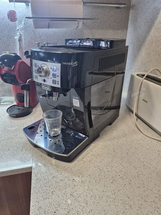 Cafetera DeLonghi Magnifica S