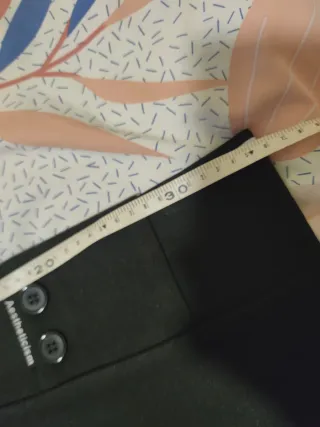 Minifalda negra plisada