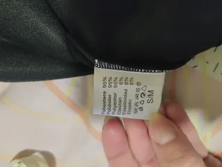 Minifalda negra plisada