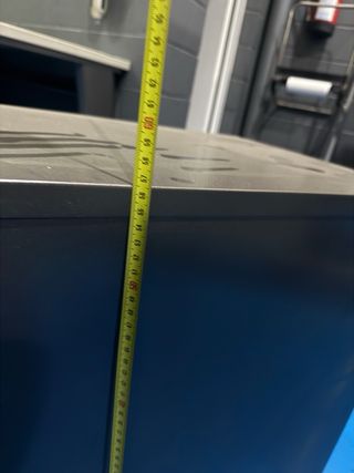 Cajonera de oficina metálica