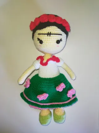 Muñeca Frida Kahlo Amigurumi 32cm