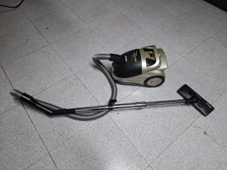 Aspirador UFESA Mousy 1500W