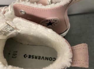 Converse rosas y blancas