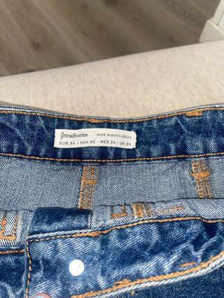 Falda vaquera Stradivarius botones