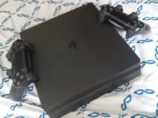 Ps4 Slim 500gb + 2 Mandos